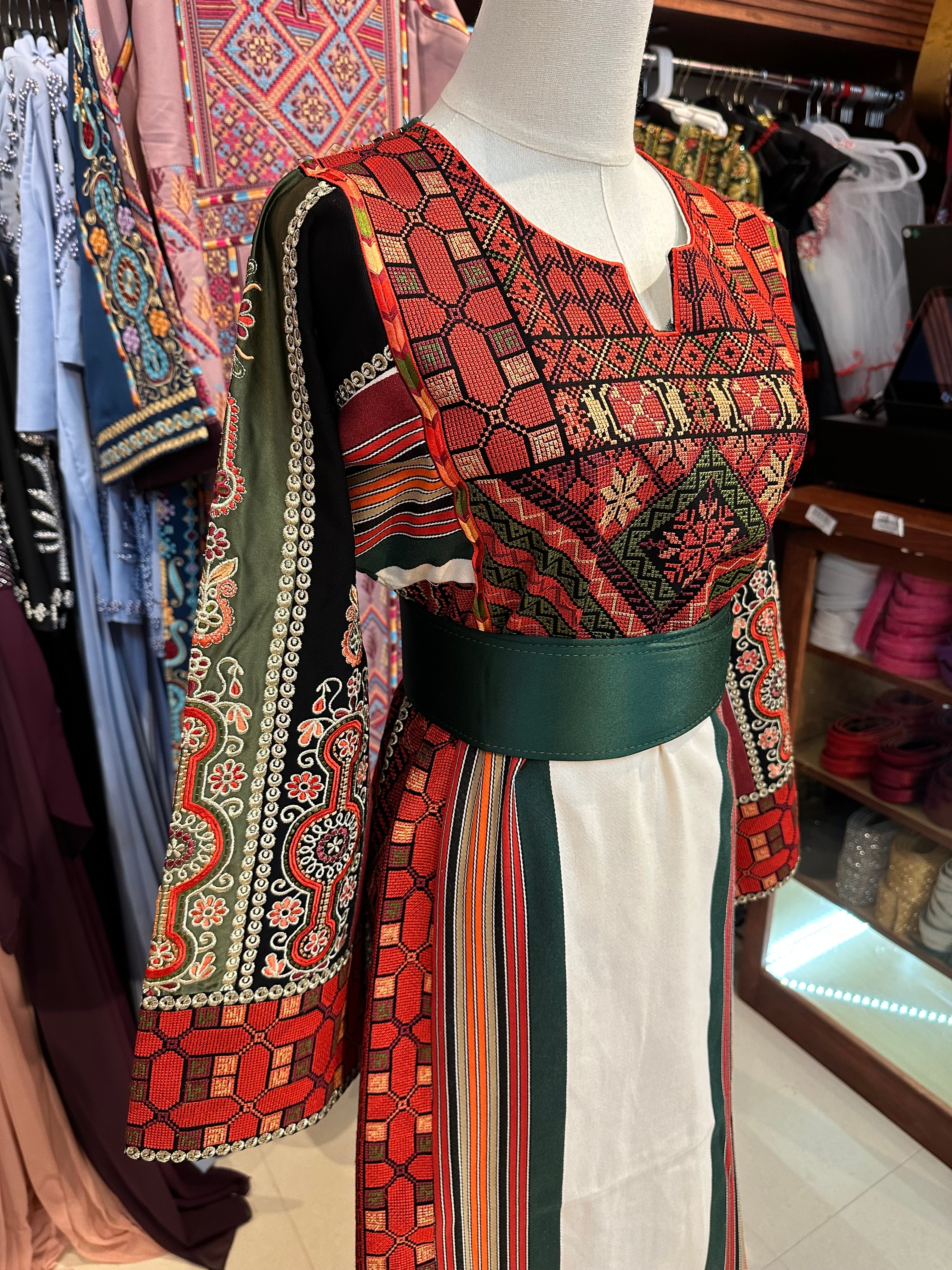 Red Majdalawi Thob